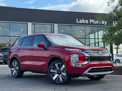 2025 Mitsubishi Outlander SE
