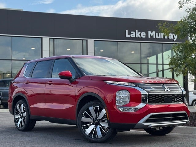 2025 Mitsubishi Outlander SE