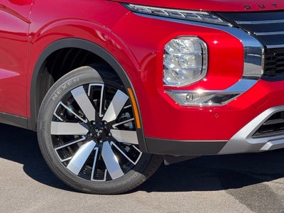 2025 Mitsubishi Outlander SE