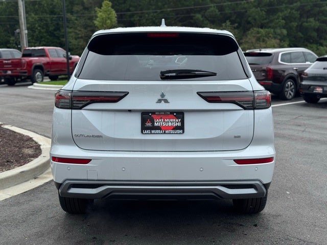 2025 Mitsubishi Outlander SE