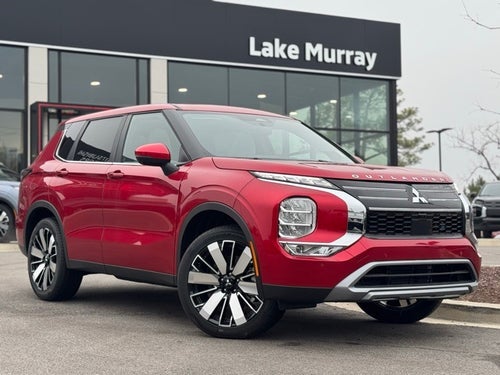 2025 Mitsubishi Outlander SE