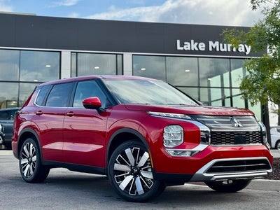 2025 Mitsubishi Outlander SE