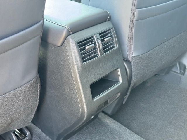 2026 Mitsubishi Outlander Base