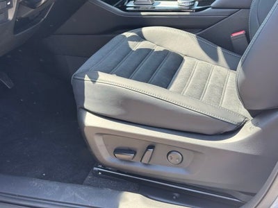 2026 Mitsubishi Outlander Base