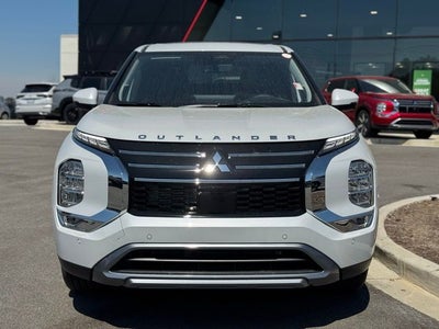 2026 Mitsubishi Outlander Base