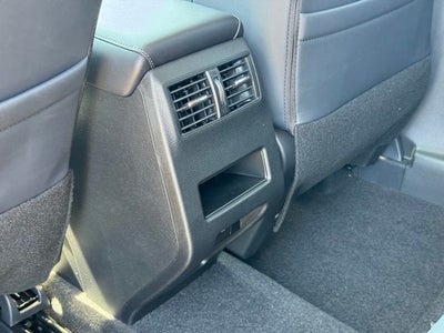 2026 Mitsubishi Outlander Base