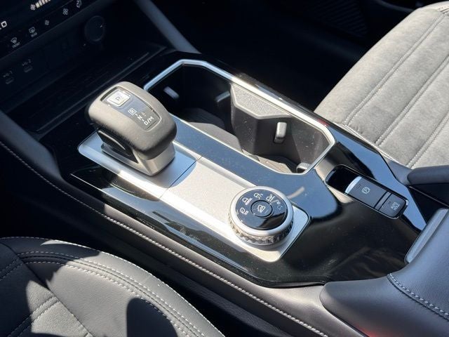 2026 Mitsubishi Outlander Base