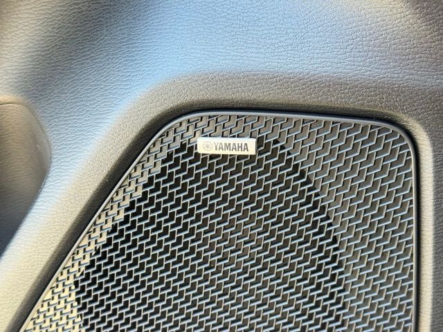 2026 Mitsubishi Outlander Base