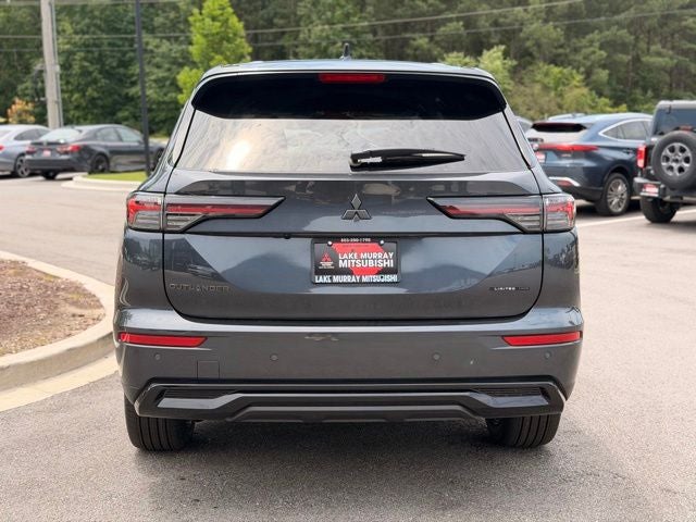 2026 Mitsubishi Outlander LE