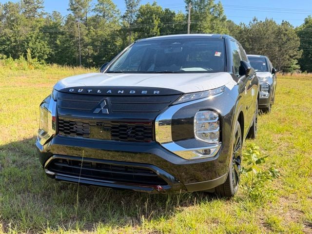 2026 Mitsubishi Outlander LE
