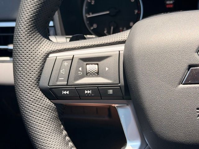 2026 Mitsubishi Outlander LE