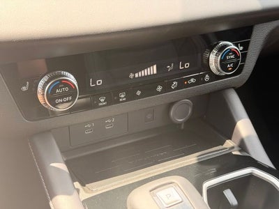 2026 Mitsubishi Outlander LE