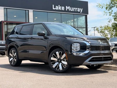 2026 Mitsubishi Outlander SE