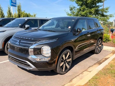 2026 Mitsubishi Outlander Base
