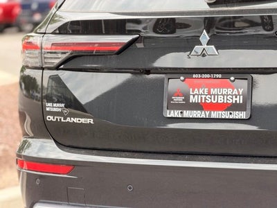 2026 Mitsubishi Outlander SE