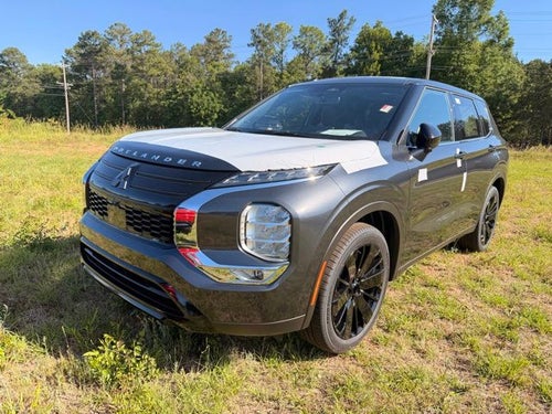 2026 Mitsubishi Outlander LE