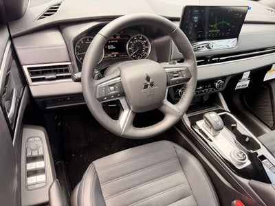 2026 Mitsubishi Outlander LE
