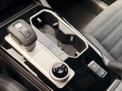 2026 Mitsubishi Outlander LE