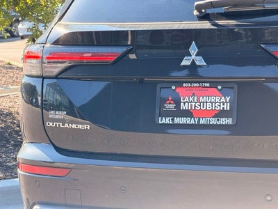 2026 Mitsubishi Outlander SE