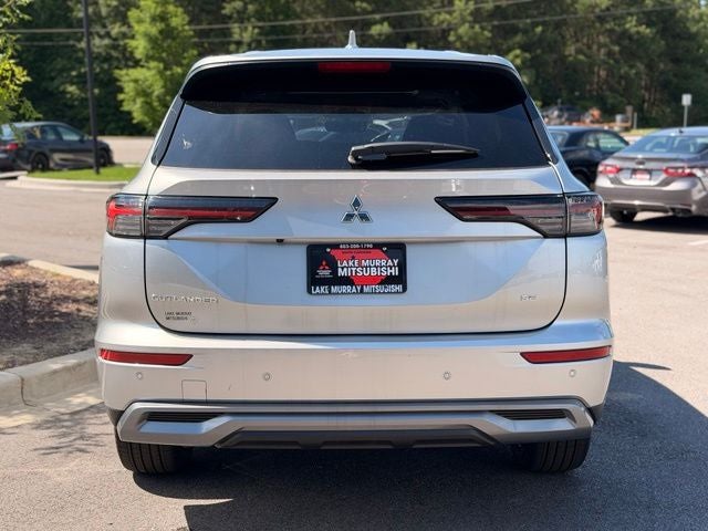2026 Mitsubishi Outlander SE