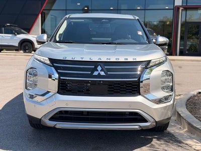 2026 Mitsubishi Outlander SE