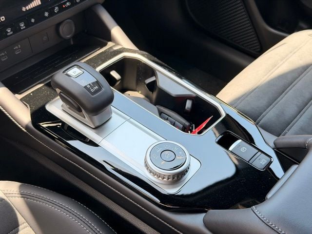 2026 Mitsubishi Outlander LE