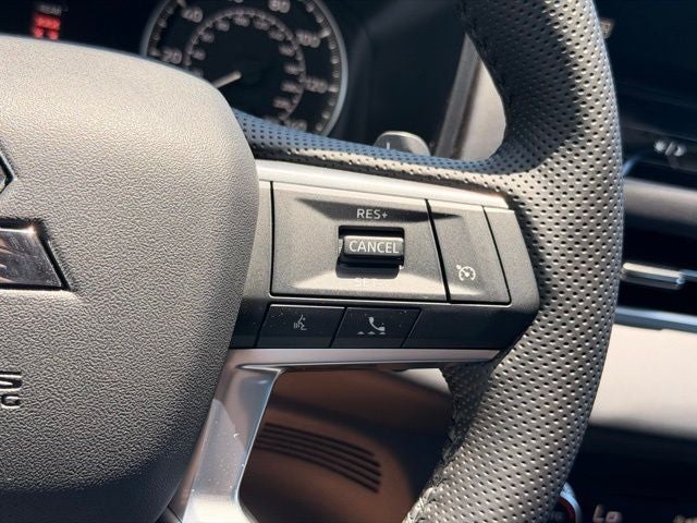 2026 Mitsubishi Outlander LE