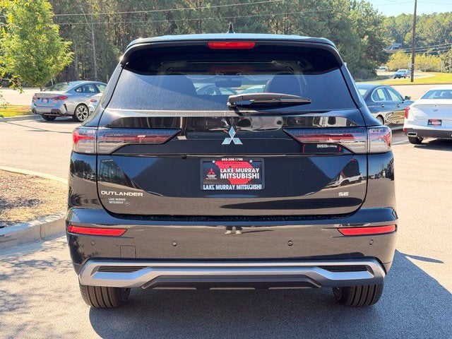 2026 Mitsubishi Outlander SE