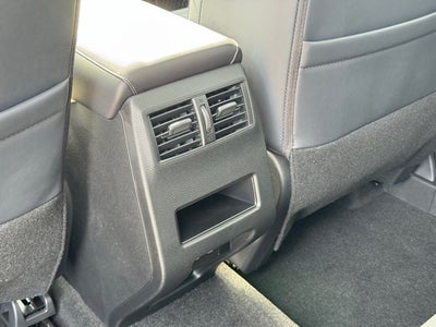 2026 Mitsubishi Outlander Base