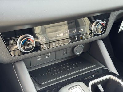 2026 Mitsubishi Outlander Base