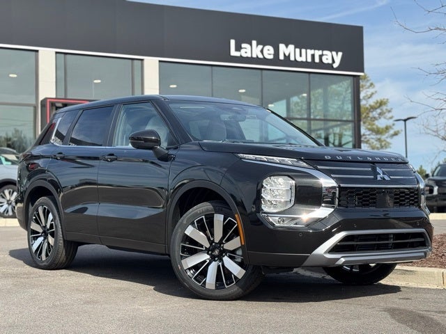 2026 Mitsubishi Outlander Base