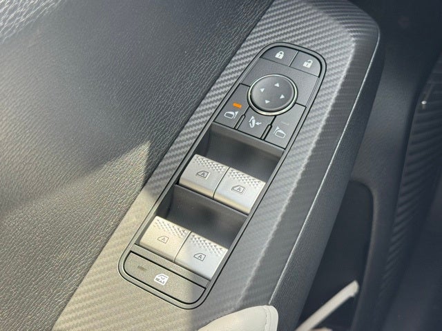 2026 Mitsubishi Outlander Base