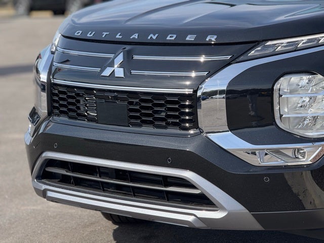 2026 Mitsubishi Outlander Base