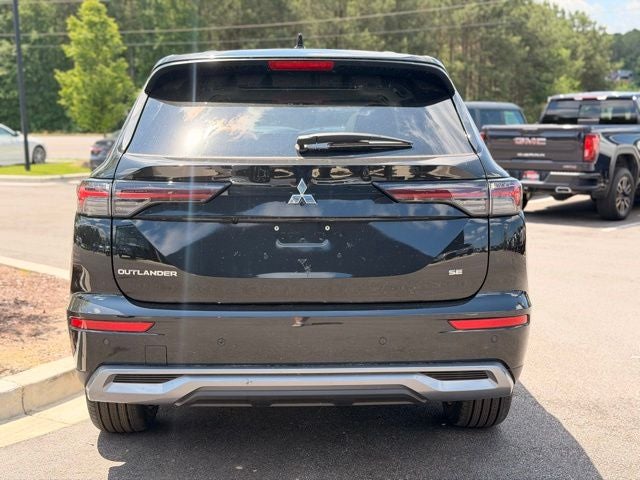 2026 Mitsubishi Outlander SE