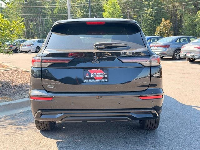 2026 Mitsubishi Outlander LE