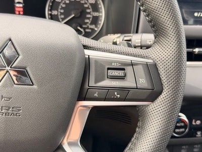 2026 Mitsubishi Outlander LE