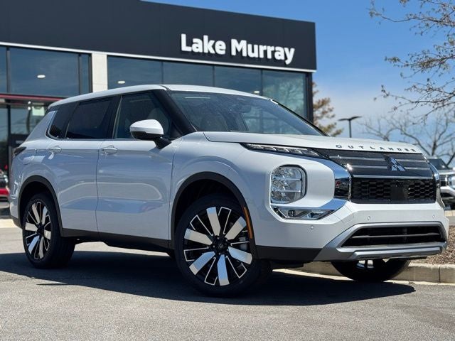 2026 Mitsubishi Outlander Base