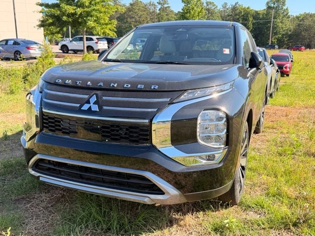 2026 Mitsubishi Outlander Base