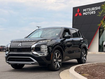 2026 Mitsubishi Outlander SE