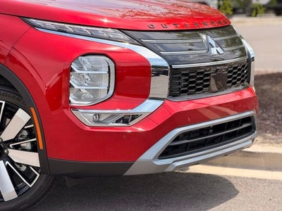 2026 Mitsubishi Outlander SE