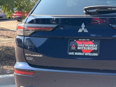 2026 Mitsubishi Outlander SE