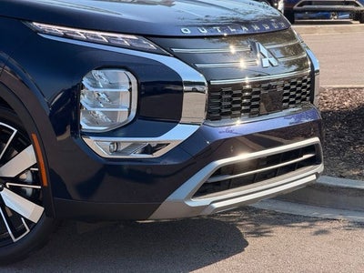 2026 Mitsubishi Outlander SE