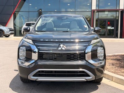 2026 Mitsubishi Outlander SE