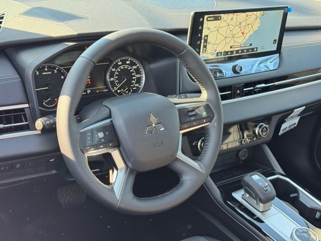 2026 Mitsubishi Outlander Base