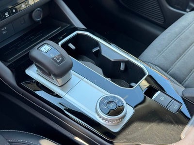 2026 Mitsubishi Outlander Base