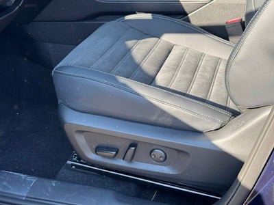 2026 Mitsubishi Outlander Base