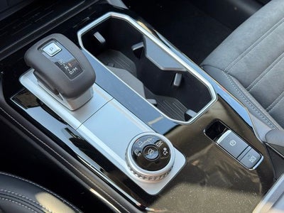 2026 Mitsubishi Outlander Base