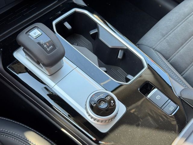 2026 Mitsubishi Outlander Base