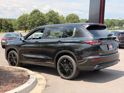 2026 Mitsubishi Outlander LE