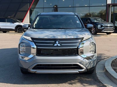 2026 Mitsubishi Outlander SE